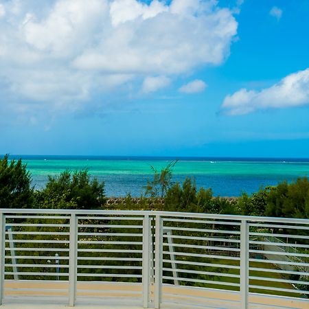 United Resort Ocean Front 恩納村 エクステリア 写真